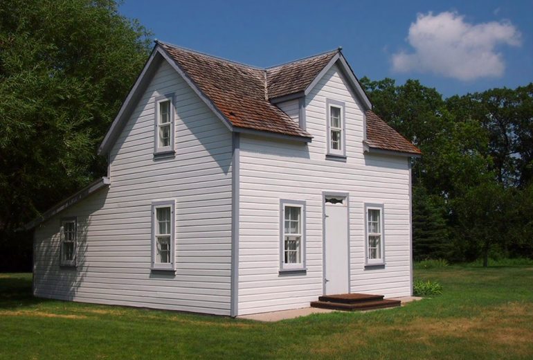 Gunlogson_House